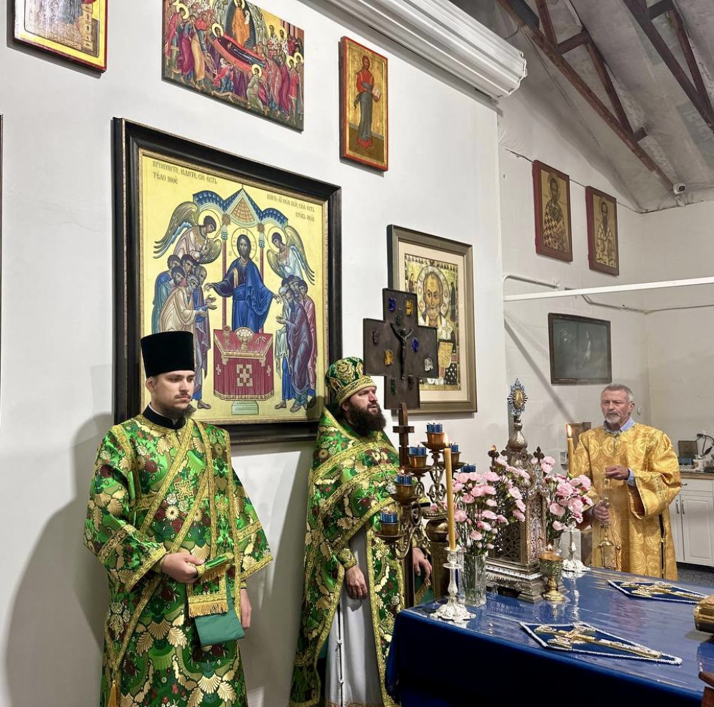 Новый год в молитве: ночная Божественная литургия в храме Почаевской иконы Божией Матери