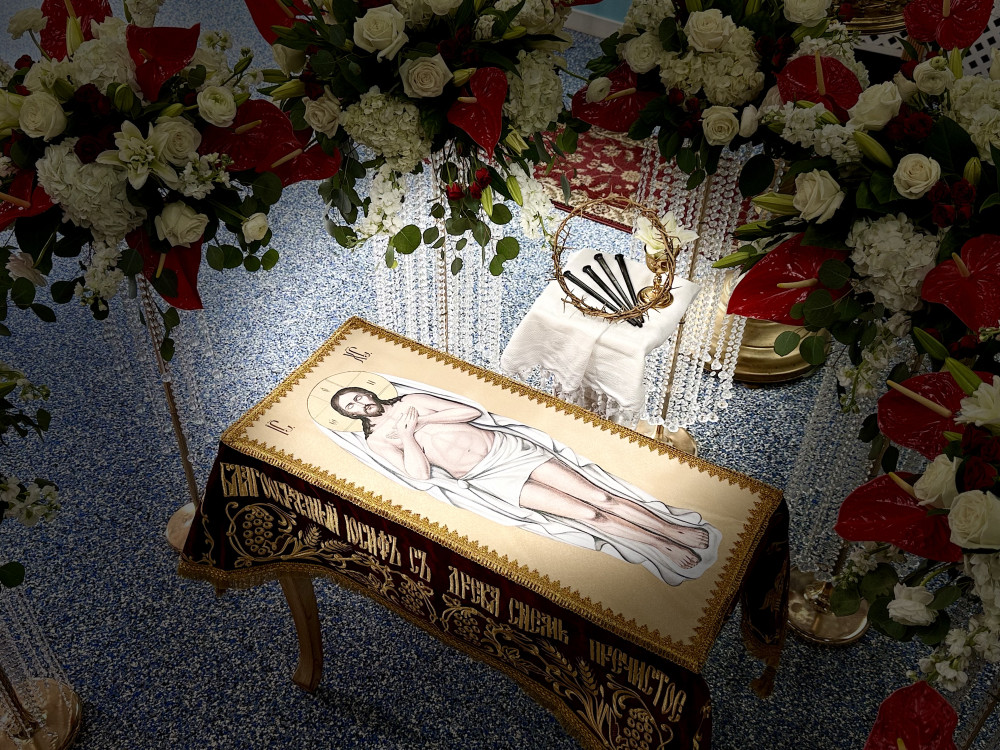 Плащаница Спасителя в монастыре Почаевской иконы Божией Матери (Норт-Порт, Флорида)